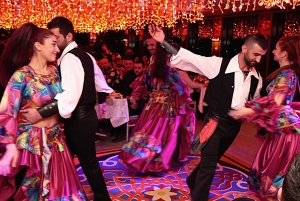 Istanbul: Bosphorus Dinner Cruise with Drinks & Turkish Show