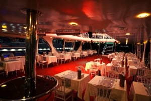 Istanbul: Bosphorus Dinner Cruise with Drinks & Turkish Show