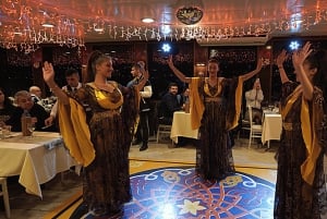 Istanbul: Bosphorus Dinner Cruise with Drinks & Turkish Show
