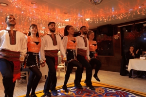 Istanbul: Bosphorus Dinner Cruise with Drinks & Turkish Show