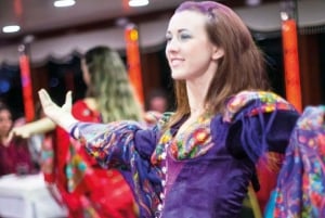 Istanbul: Bosphorus Dinner Cruise with Entertainment