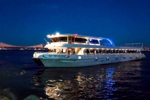 Istanbul: Bosphorus Dinner Cruise with Entertainment