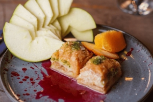 Istanbul: Bosphorus Dinner Cruise with Private Table & Show