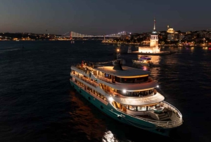 Istanbul: Bosphorus Dinner Cruise with Private Table & Show