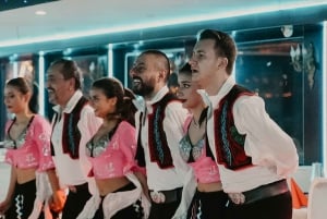 Istanbul: Bosphorus Cruise Dinner, Show & Alcoholic Drinks