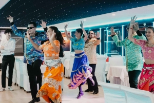 Istanbul: Bosphorus Cruise Dinner, Show & Alcoholic Drinks