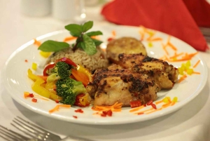 Istanbul: Bosphorus Dinner Cruise with Turkish Night Show