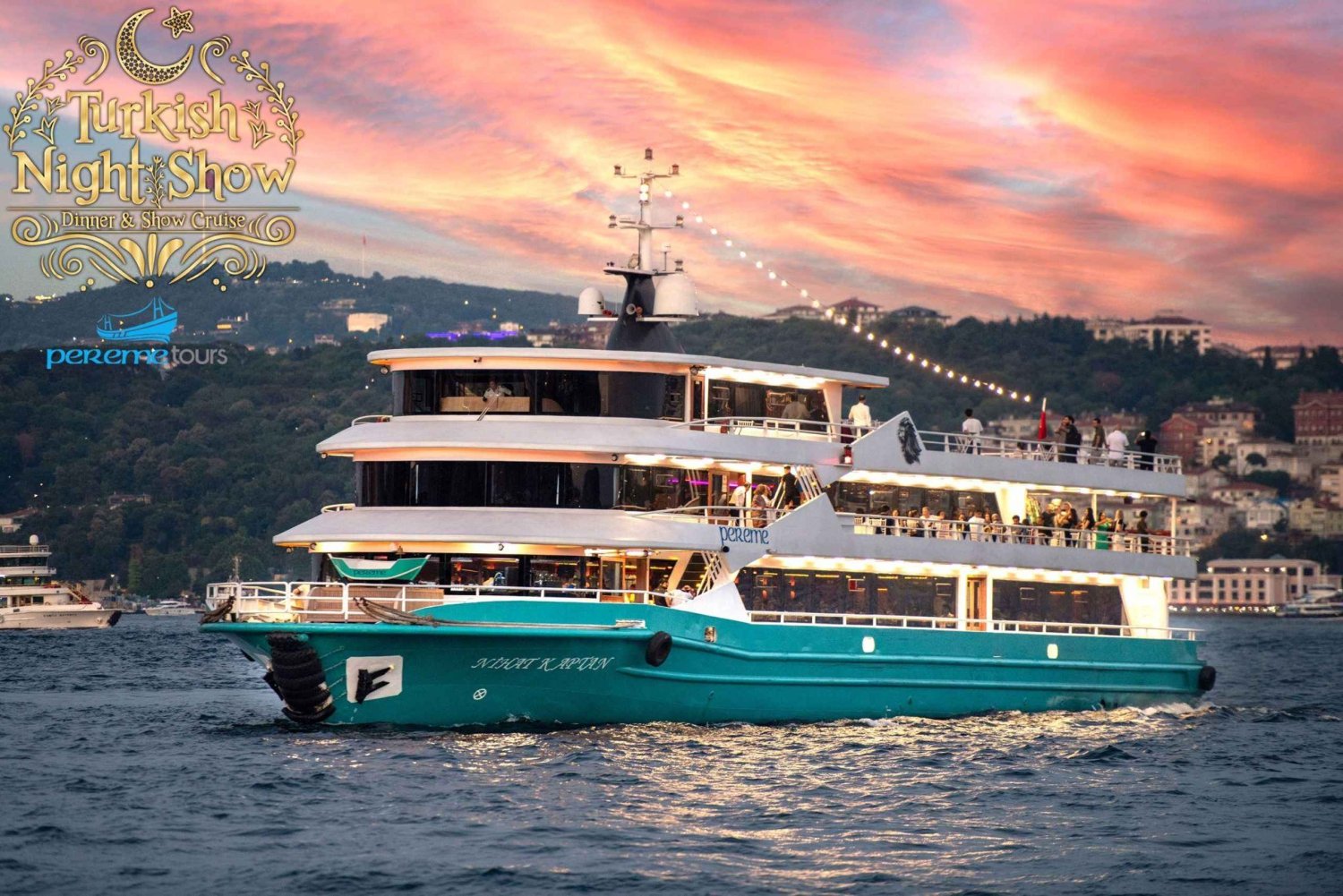 Istanbul: Bosphorus Dinner Cruise with Turkish Show
