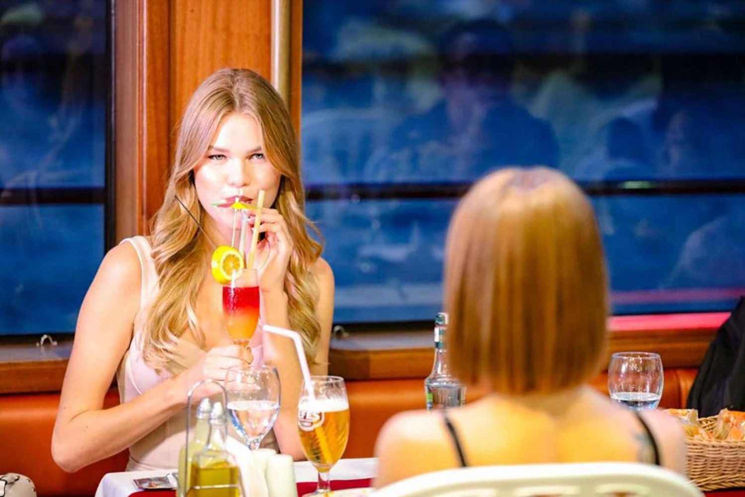 Istanbul: Bosphorus Night Dinner Cruise with Private Table