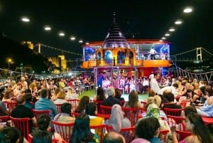 Istanbul: Bosphorus Night Dinner Cruise with Private Table
