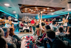 Istanbul: Bosphorus Night Dinner Cruise with Private Table