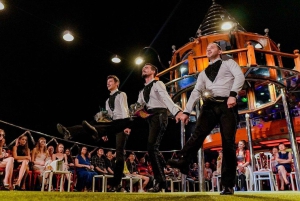 Istanbul: Bosphorus Night Dinner Cruise with Private Table