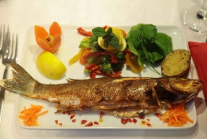 Istanbul: Bosphorus Night Dinner Cruise with Private Table