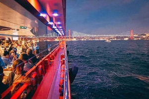Istanbul: Bosphorus Night Dinner Cruise with Private Table