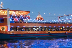 Istanbul: Bosphorus Night Dinner Cruise with Private Table