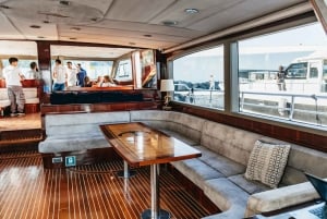 Istanbul: Bosphorus Sunset Cruise on a Luxurious Yacht