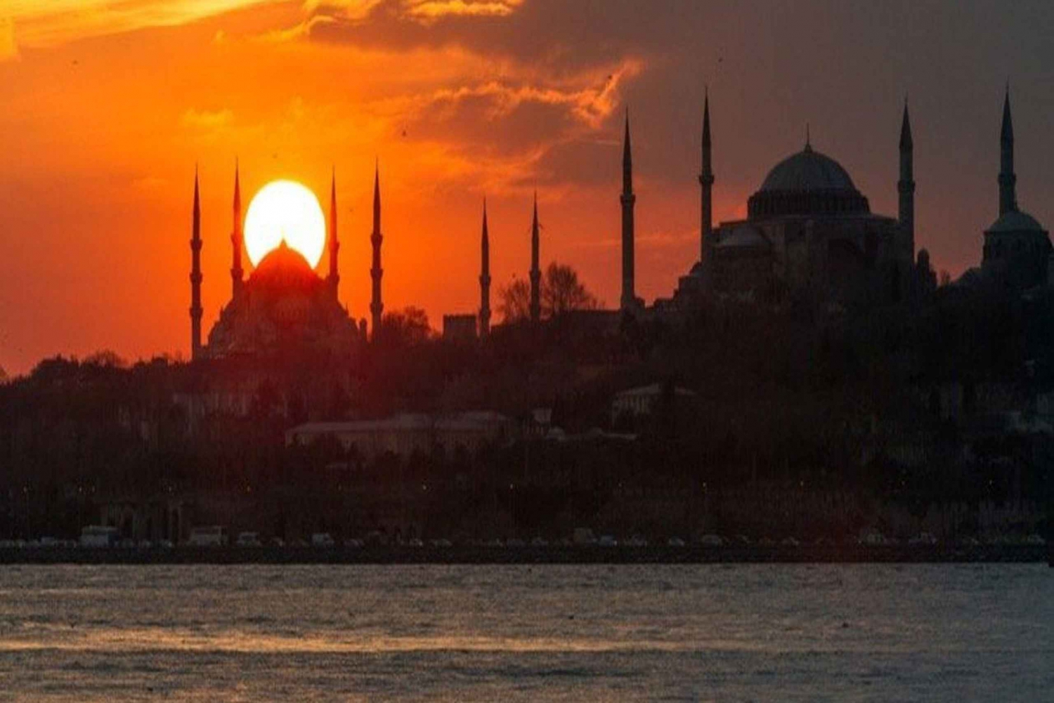 Private Bosphorus Yacht Tour Istanbul