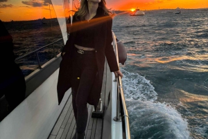 Istanbul: Bosphorus Sunset or Night Yacht Cruise & Transfers