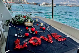 Istanbul: Bosphorus Yacht Cruise at Sunset with Snacks