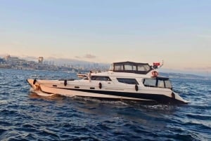 Istanbul: Morning Bosphorus Yacht Cruise w/Turkish Breakfast