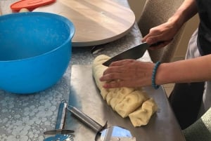 Istanbul: Traditional Cooking Class with a Local Mom