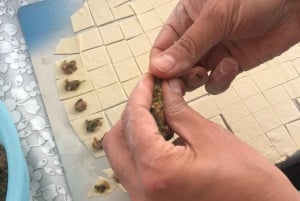 Istanbul: Traditional Cooking Class with a Local Mom