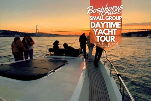 Istanbul: Daytime Bosphorus Yacht Cruise with Fruit & Snacks