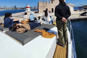 Istanbul: Daytime Bosphorus Yacht Cruise with Fruit & Snacks