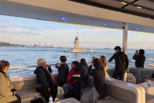Istanbul: Daytime or Sunset Sightseeing Cruise & Audio Guide