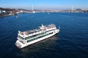 Istanbul: Daytime or Sunset Sightseeing Cruise & Audio Guide
