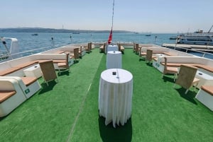 Istanbul: Daytime or Sunset Sightseeing Cruise & Audio Guide