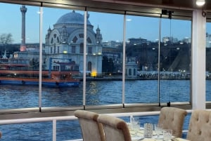 Istanbul: Daytime or Sunset Sightseeing Cruise & Audio Guide