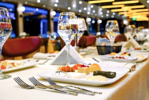 Istanbul: Dinner Cruise and Entertainment with Private Table