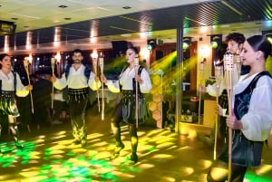 Istanbul: Dinner Cruise and Entertainment with Private Table