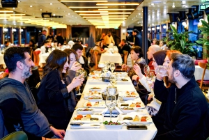 Istanbul: Dinner Cruise and Entertainment with Private Table