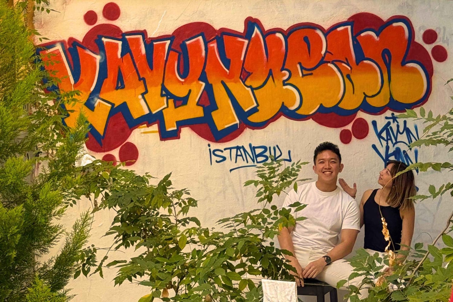 Istanbul: Do Street Art with Local Artists at Home Garden