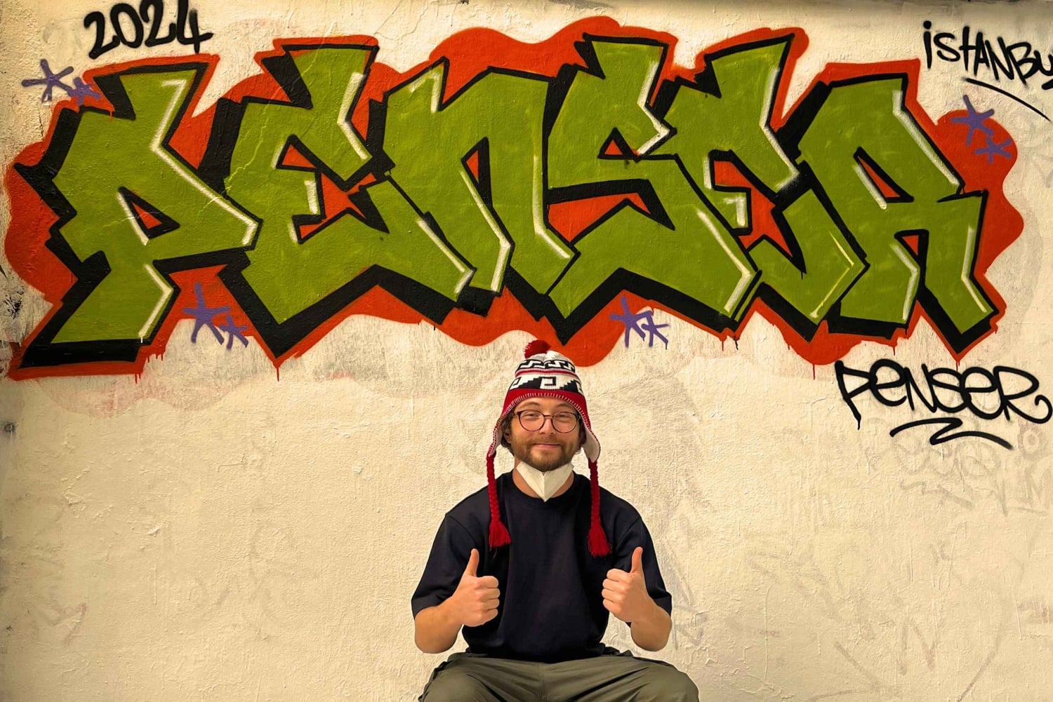 Istanbul: Do Street Art with Local Artists at Home Garden