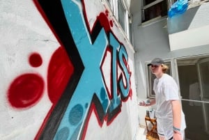 Istanbul: Do Street Art with Local Artists at Home Garden