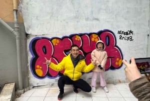 Istanbul: Do Street Art with Local Artists at Home Garden