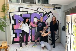 Istanbul: Do Street Art with Local Artists at Home Garden