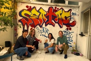 Istanbul: Do Street Art with Local Artists at Home Garden