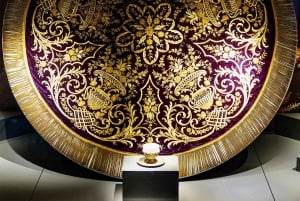 Istanbul: Dolmabahce Palace and Harem Fast-Track & Audio