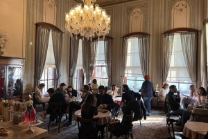 Istanbul: Dolmabahce Palace and Harem Fast-Track & Audio