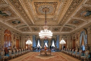 Istanbul: Dolmabahce Palace Guided Tour
