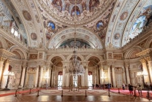 Istanbul: Dolmabahce Palace Guided Tour