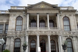 Dolmabahce Palace & Harem Skip-the-Line Entry & Audio Guide