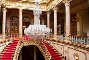 Istanbul: Dolmabahçe Palace Tour and Sunset Yacht Cruise