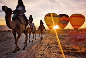 Istanbul: Ephesus, Pamukkale, Cappadocia 8-Day Trip by Plane