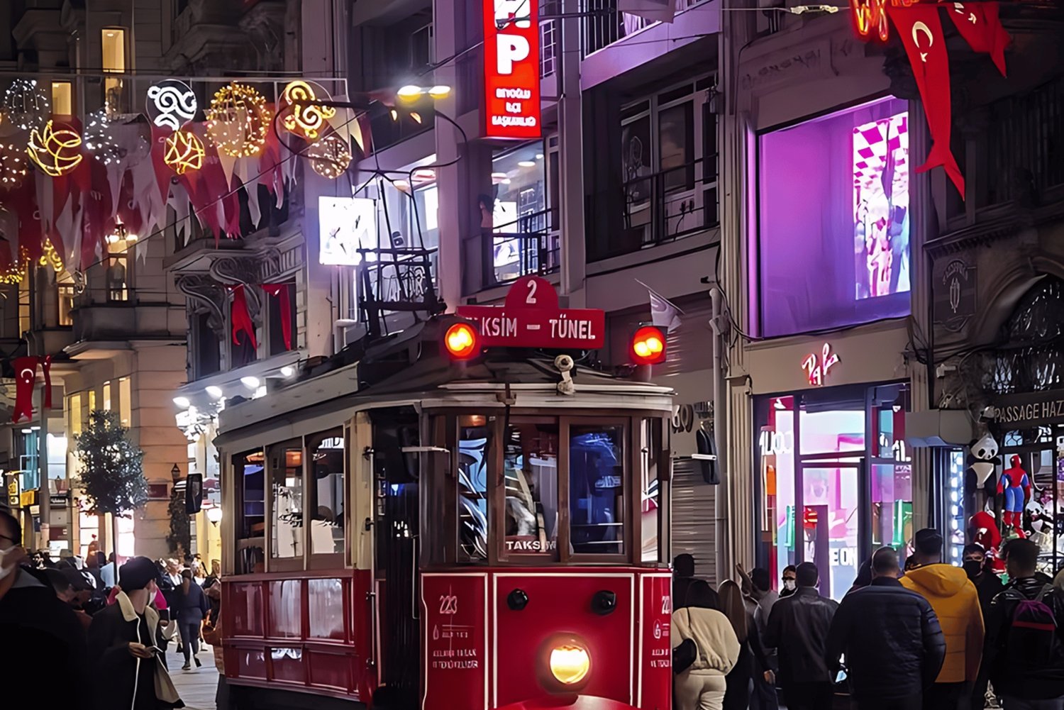 Istanbul: Exclusive Istanbul Night Tour with Private VIP Car
