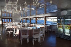 Istanbul: Explore Bosphorous on a Sunset Boat Cruise